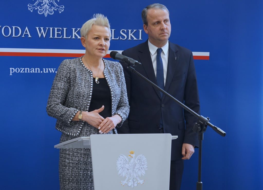 podsekretarz stanu Anna Łukaszewska-Trzeciakowska i...  / fot. WUW